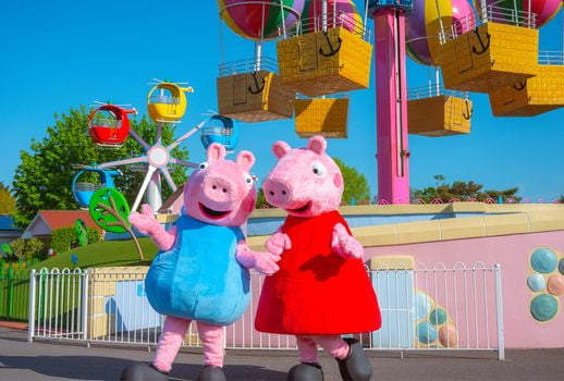 Meet Peppa Pig and George