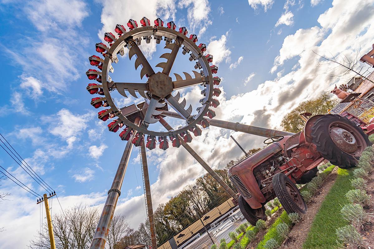 Cyclonator Gyro Swing